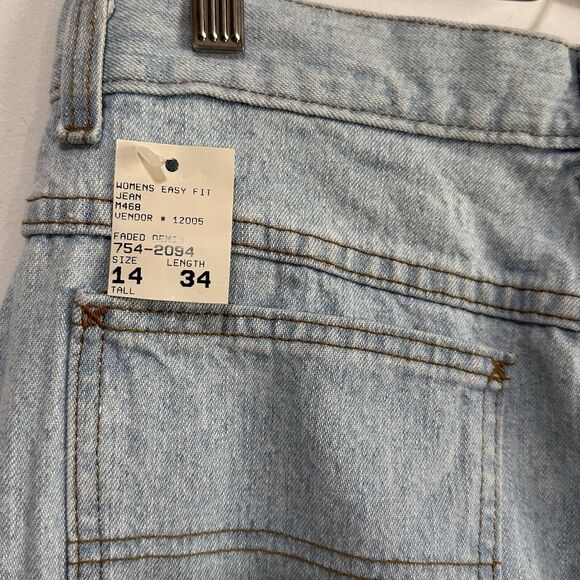 LL Bean Womens Jeans 14 Relaxed Faded Denim Deadstock? Tapered High Rise NWOT - Picture 6 of 11